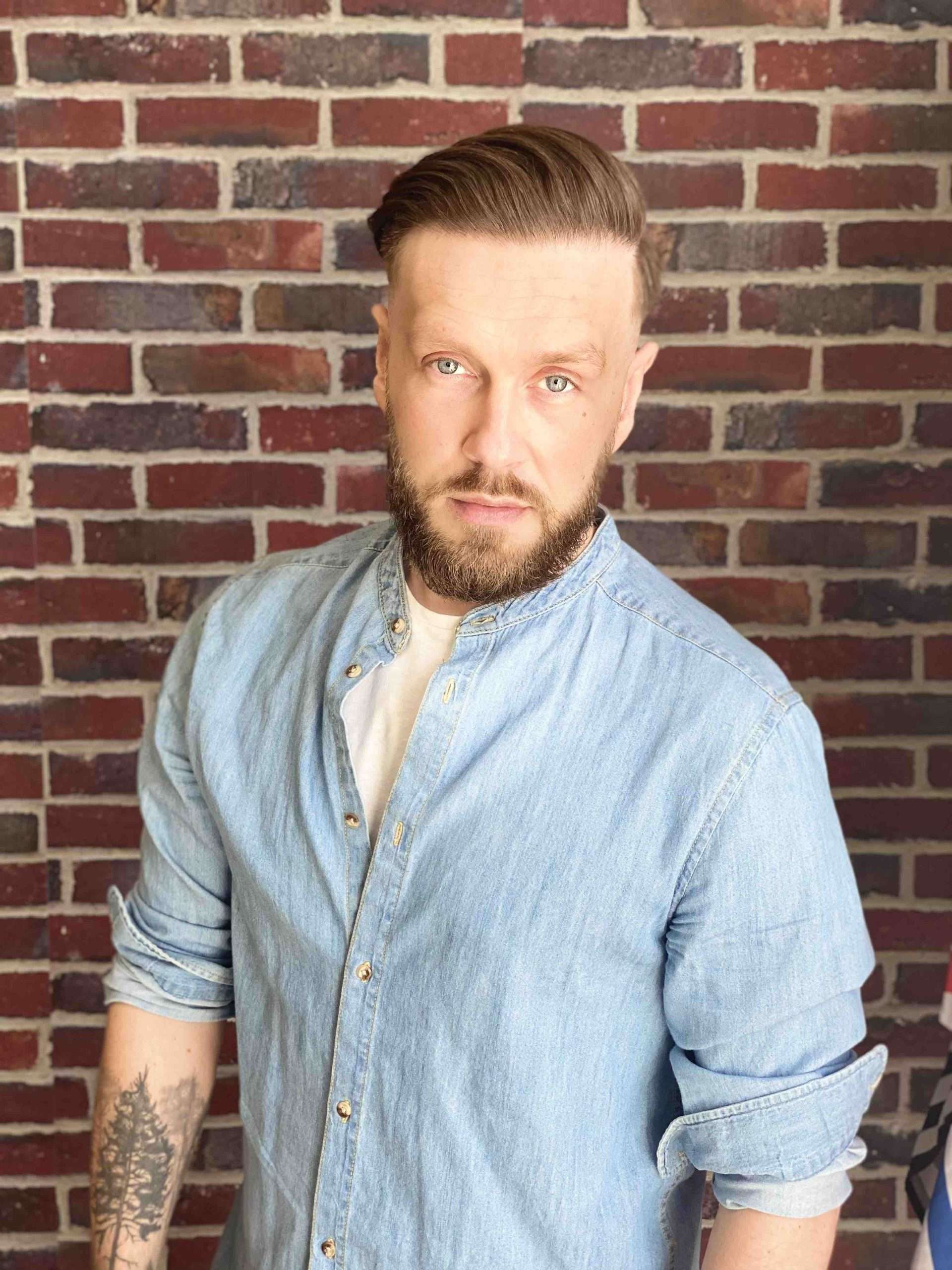 Coupe selon le visage