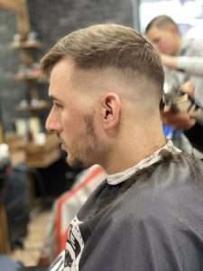Lire la suite à propos de l’article Les tendances de coiffure masculine pour l&rsquo;été 2023 en Essonne : Briis Barber, votre coiffeur et barbier de référence à Briis-sous-Forges